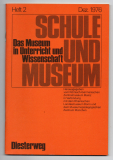 Schule und Museum.